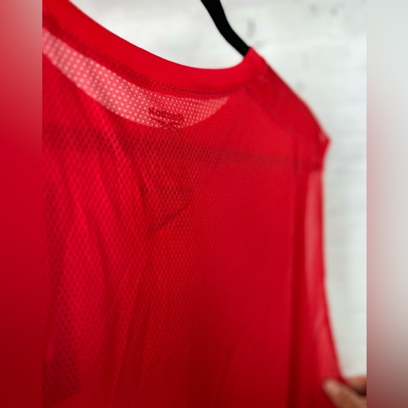 NWT Reebok T-Shirt sleeveless Training SpeedWick. Size L - Picture 13 of 14